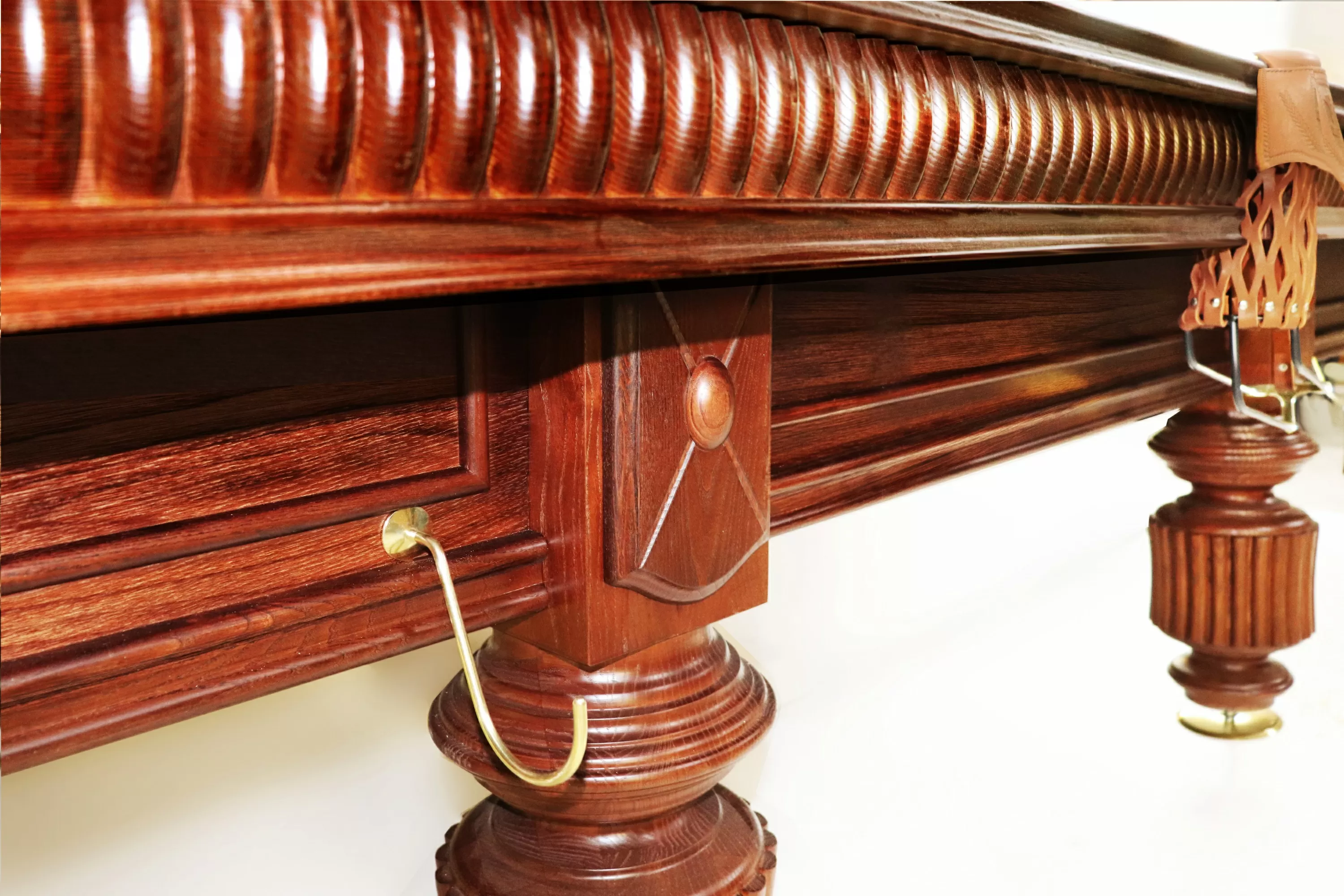 Оксфорд 9 фт Пирамида/ Пул Массив ясеня Камень Super Stone, 40 мм