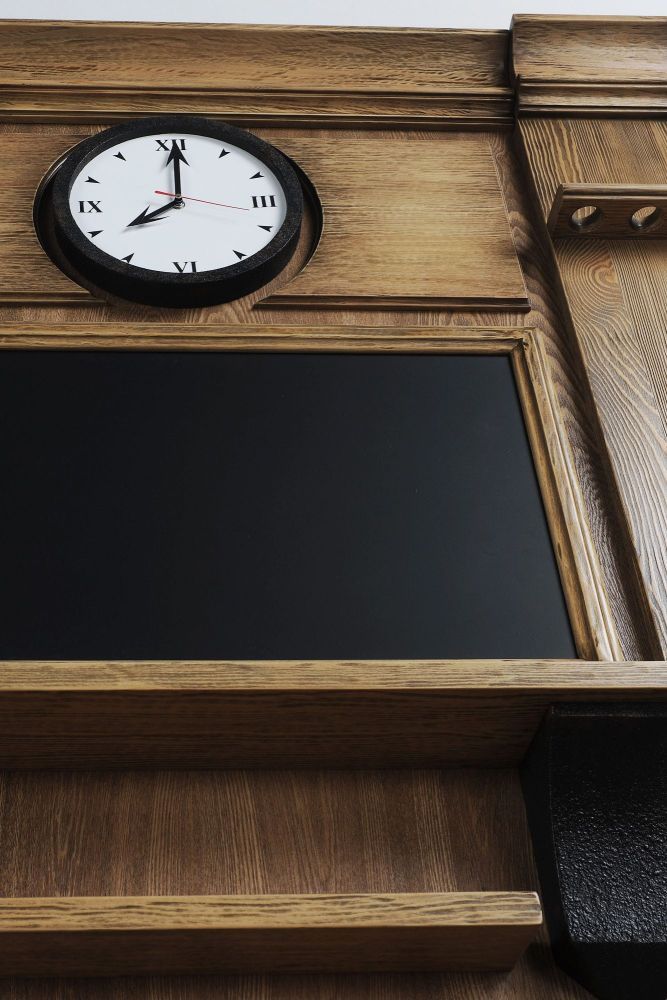 Киевница "Охота" К-21 с часами сосна, МДФ