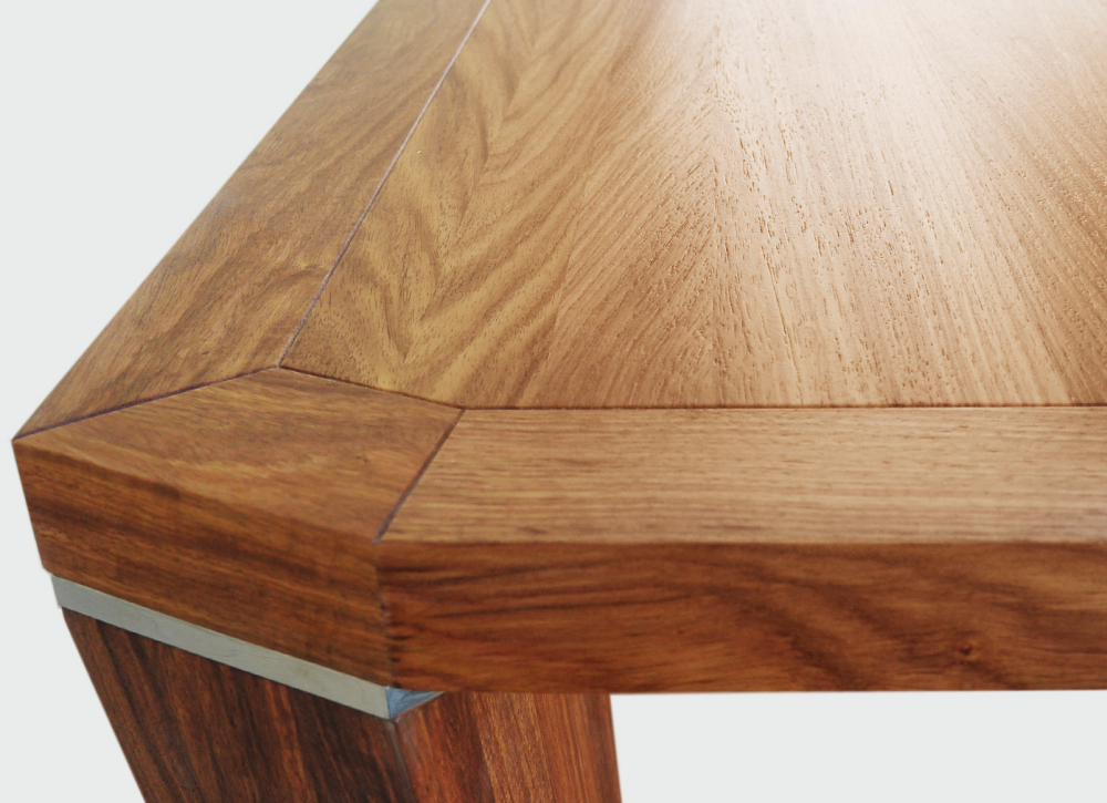 Стол «Гостевой» из массива