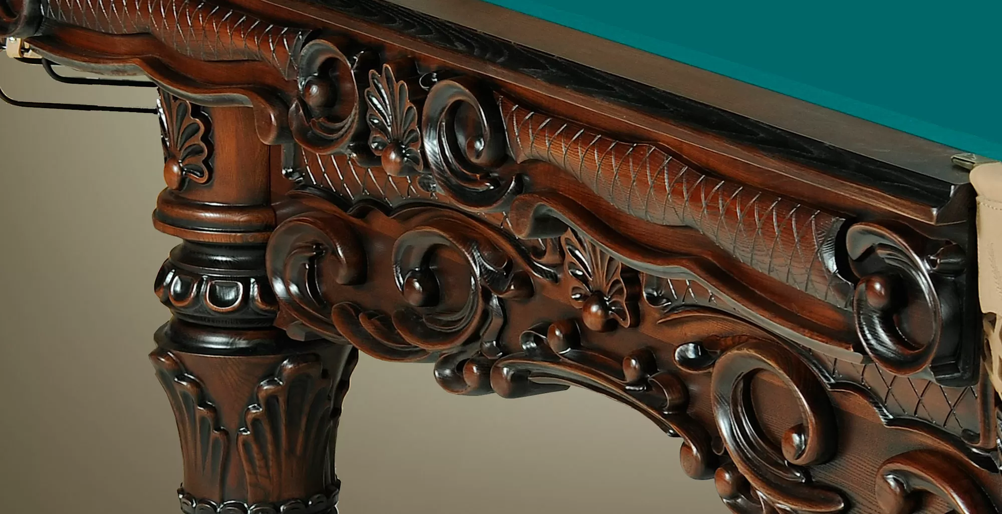 Ренессанс 10 фт Пирамида Массив клёна или ясеня Сланец Orero, 40 мм