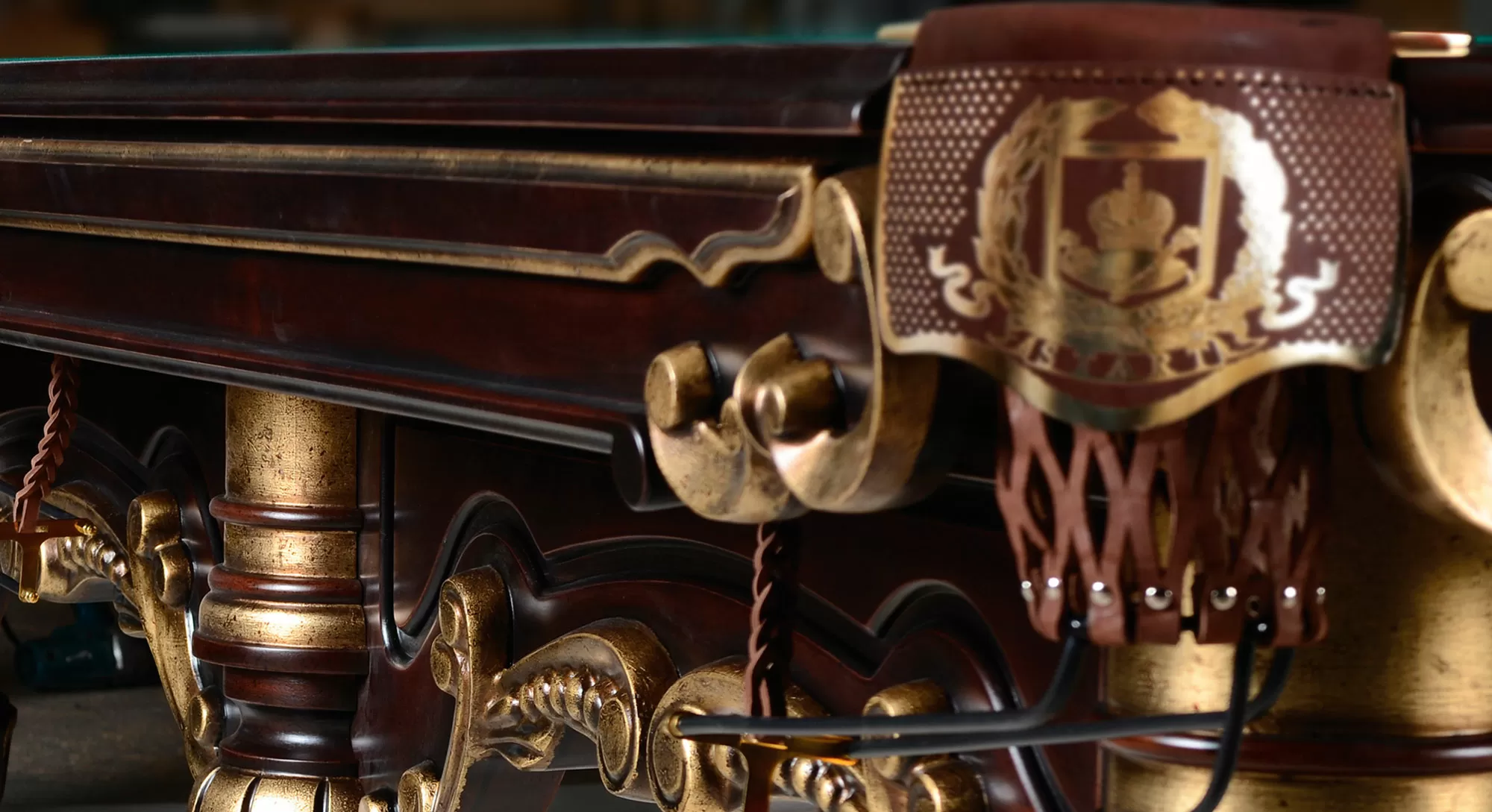 Император-Люкс 11 фт Пирамида Массив клёна или ясеня Сланец Orero, 40 мм